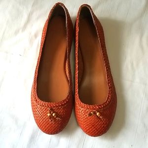 Banana Republic Women Flat shoes